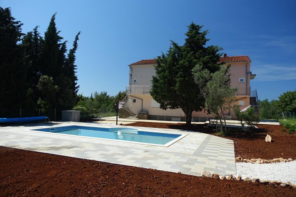Olive Apartments Ugljan Kültér fotó